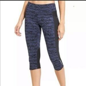Athleta Blue Dapple Be Free Capri Pull-On Yoga Leggings